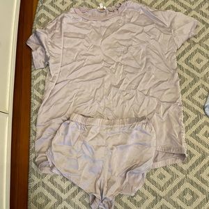 Lunya lavender pajamas size xs / s